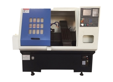 使用自動(dòng)數(shù)控車床時(shí)，需要選擇正確的工具